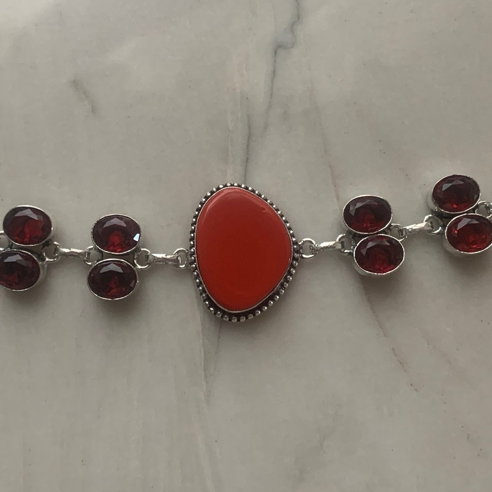 1835 Chic Red and Silver Bracelet